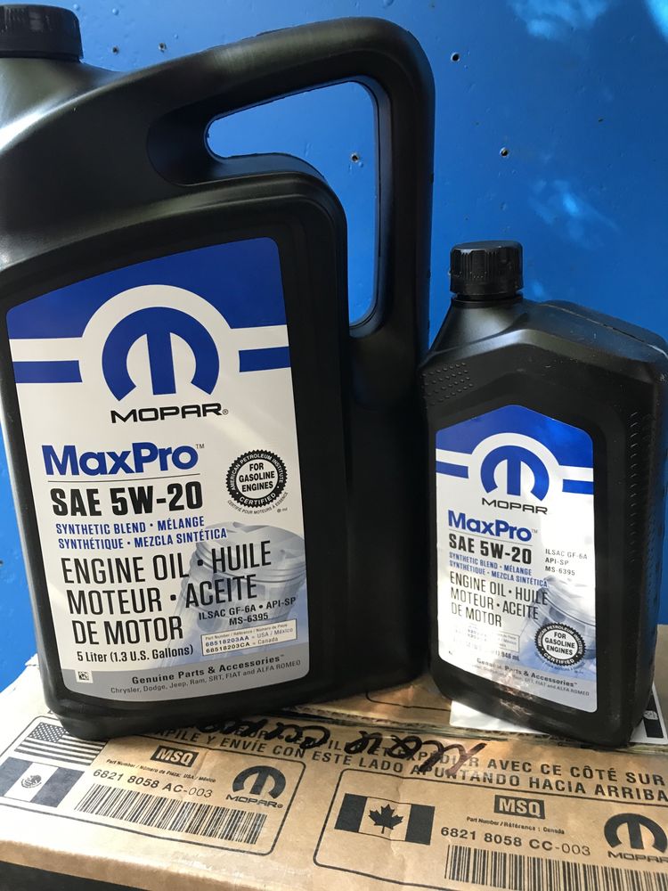 Оригинальное масло MOPAR 0W20 5W20.5W30  5 литров .