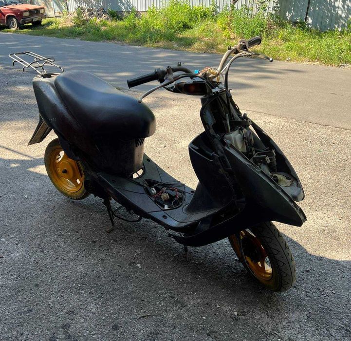 Мопед Suzuki Letʼs