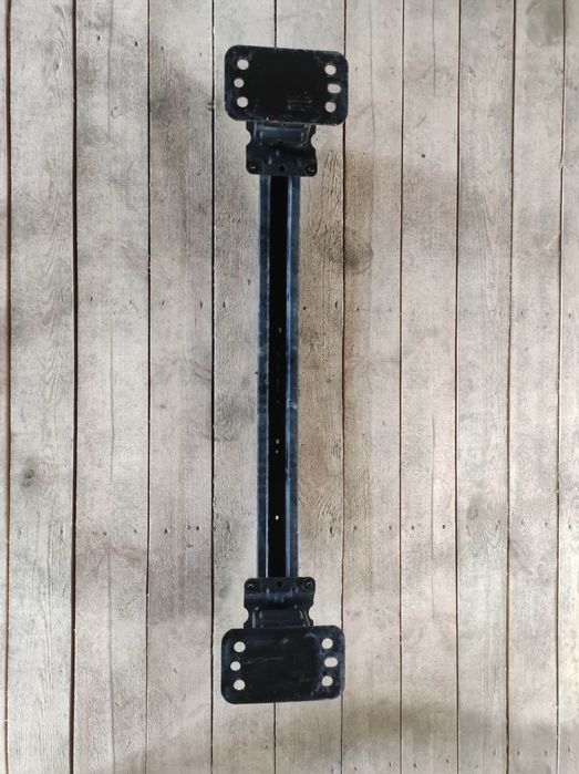 Підсилювач переднього бампера Форд Фюжен 2002-2012 (Ford Fusion)