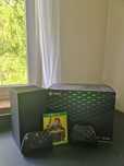 Xbox Series X zestaw 2 pady+Cyberpunk