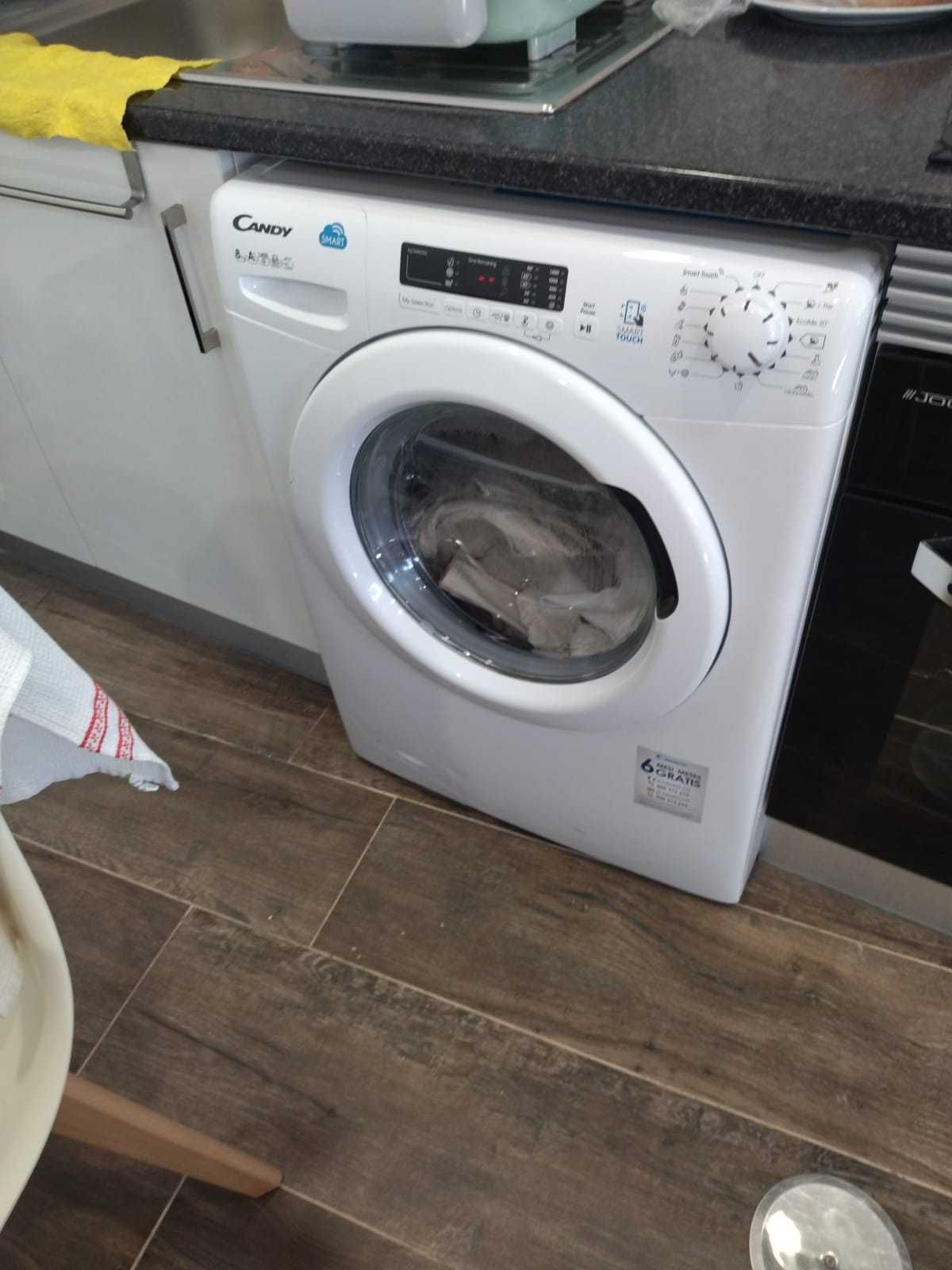 Máquina Roupa CANDY SMART A + + + - 8 KG - 1400 W | Como nova