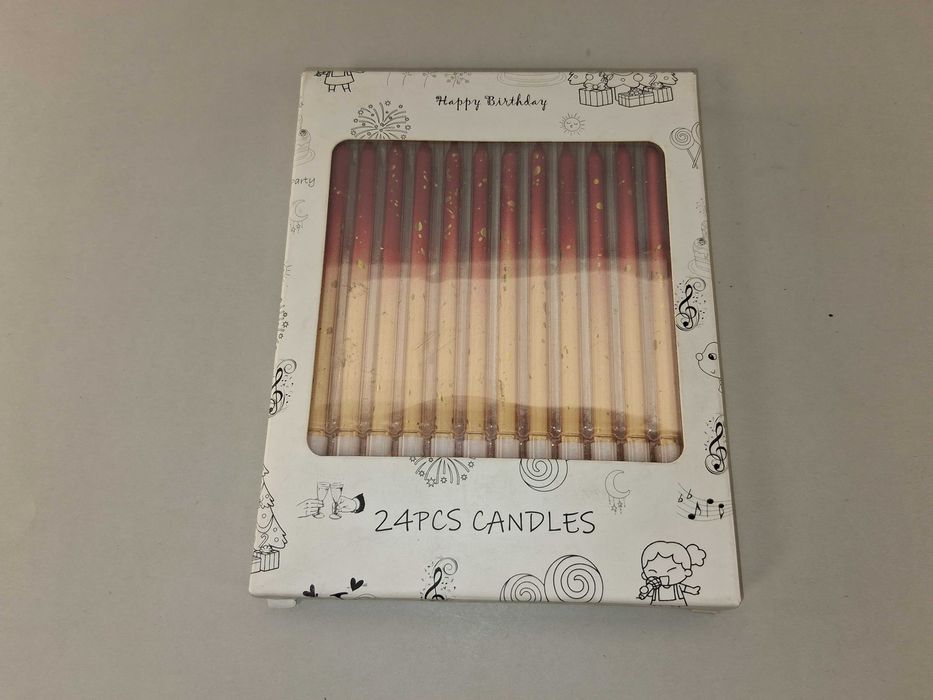 N068 Zestaw Długie Świeczki Urodzinowe Na Tort 24 Sztuki 12 cm