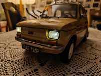 Model DeAgostini Fiat 126p + przyczepa Niewiadów