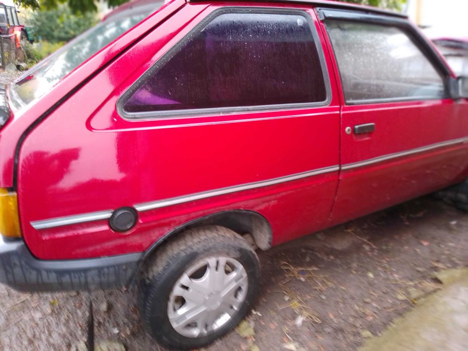 заз таврия 2001р робочий стан