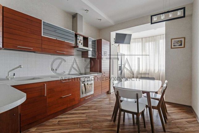 В аренду предлагается 3-х комнатная квартира на Оболонской набережной.
