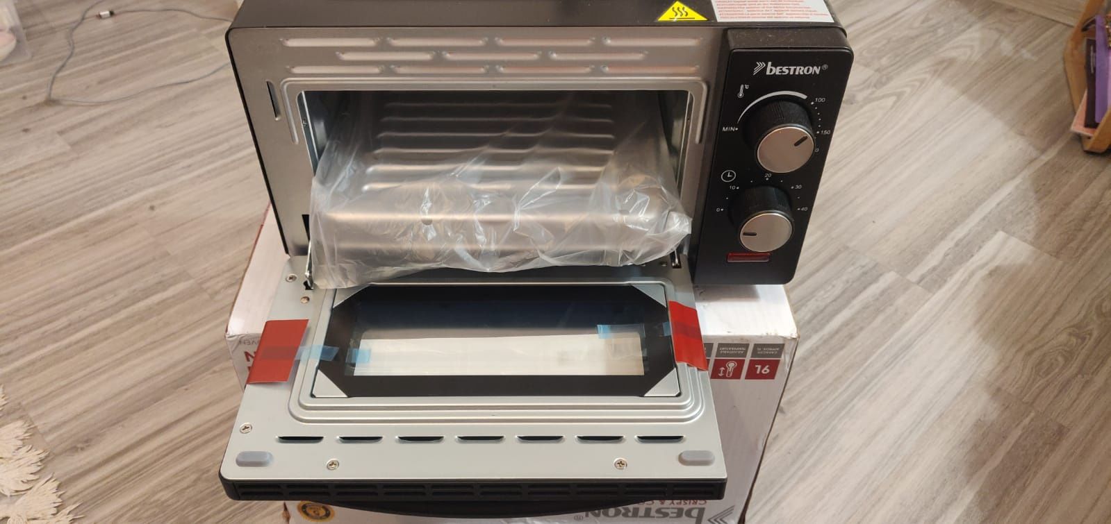 Minipiekarnik z grillem BESTRON nowy