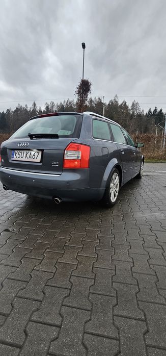 Audi a4 b6 3.0 V6 220km b.lpg quattro okazji zamienię