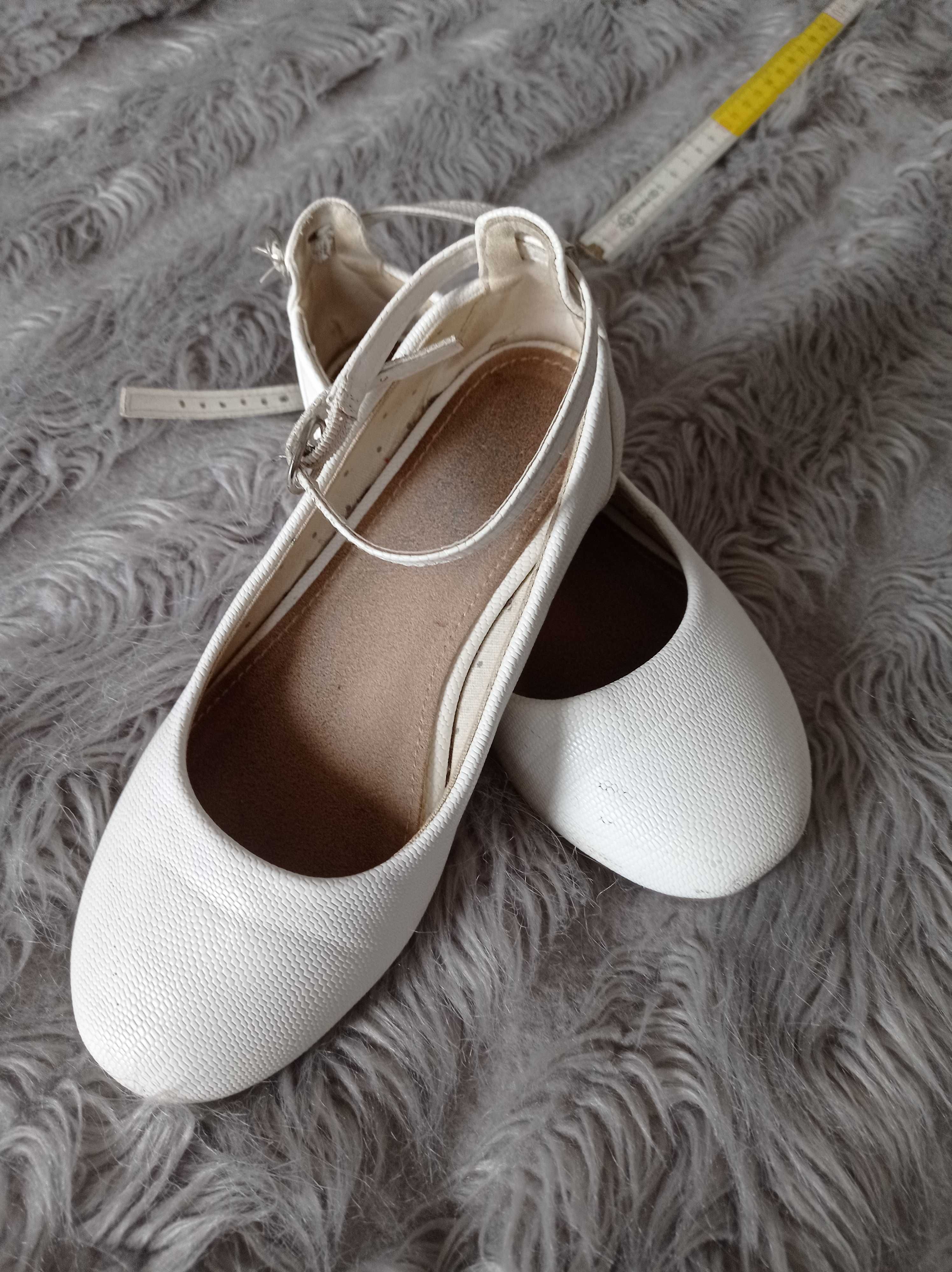 Buty komunijne dziewczynka