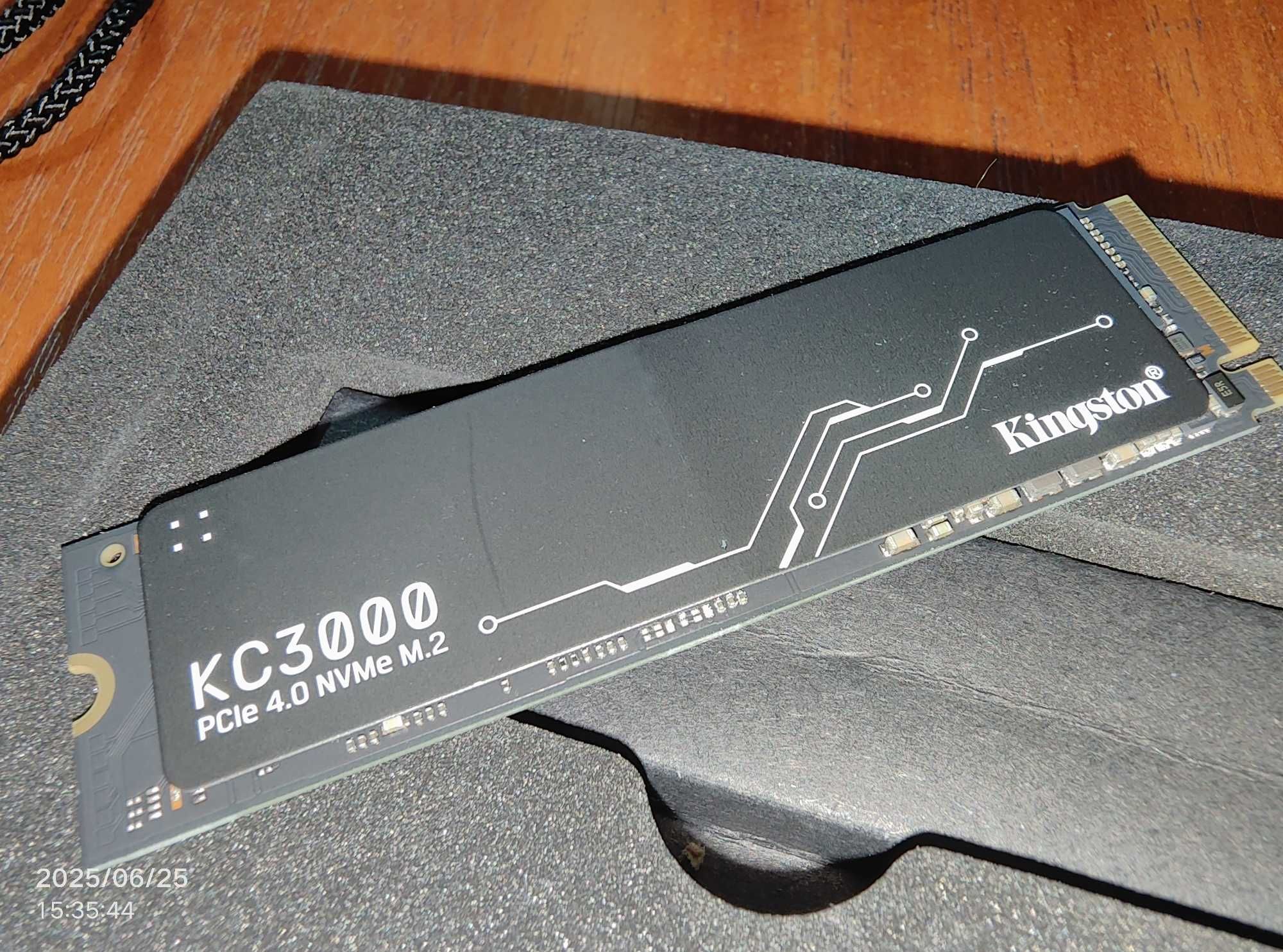 SSD M.2 Kingston KC3000 1 TB PCIe 4.0 NVMe DRAM-кеш