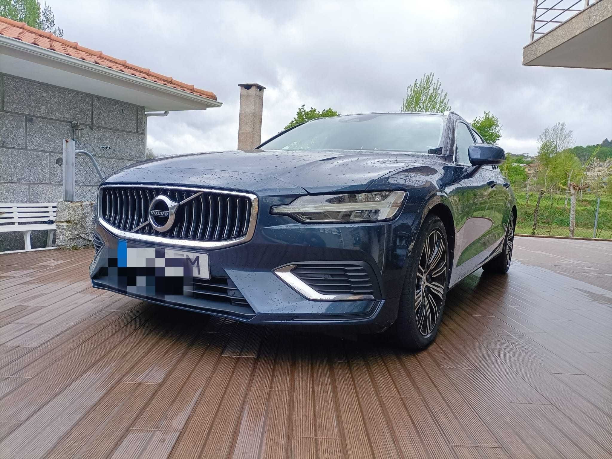 Volvo V60 T8 PHEV Inscription 390 cv