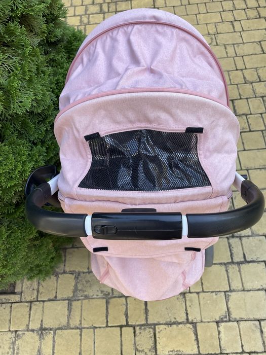 Прогулянкова коляска carello Astra