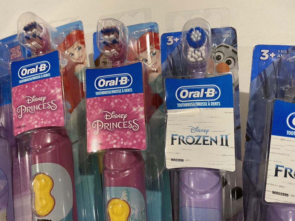 Электрическая зубная щетка Oral-B Фрозен Frozen Русалочка