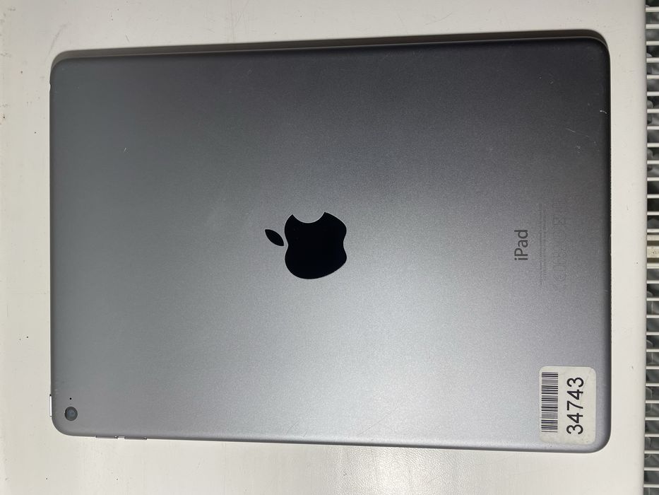 iPad Air (не вмикається), на запчастини
