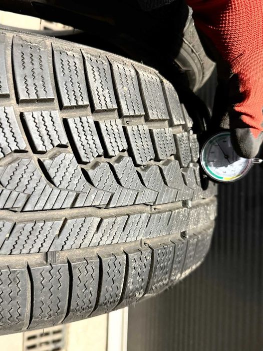 opony zimowe 215/55r16 rok24 7mm BARDZO ŁADNE Zeetex 2szt #882