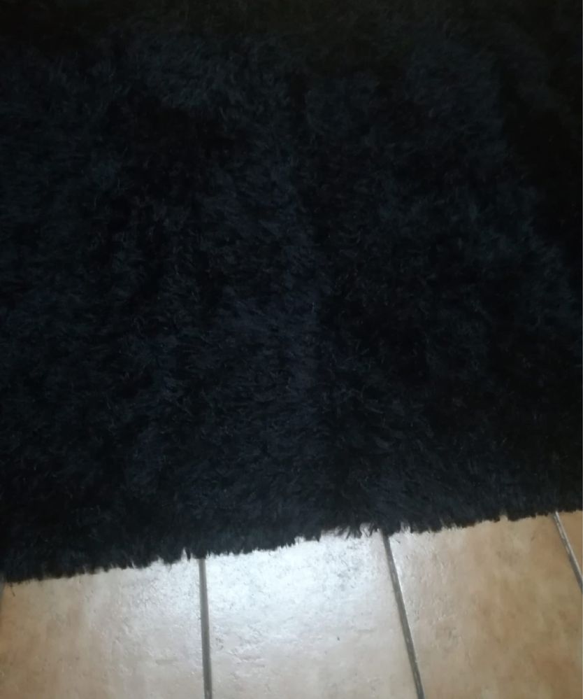 Carpete Preta, 100% acrilico com brilho