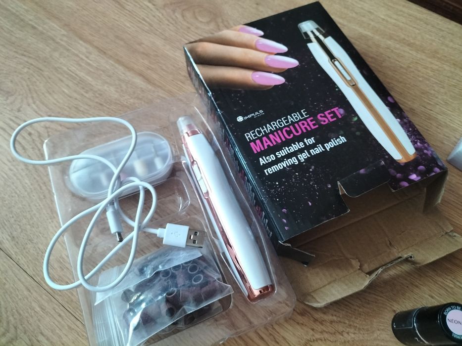 Zestaw do manicure hybrydowego