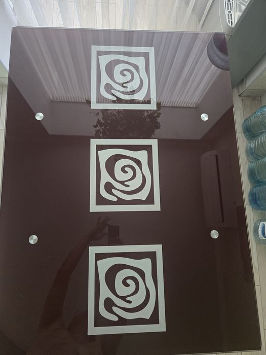 Продається стіл кухонийй.