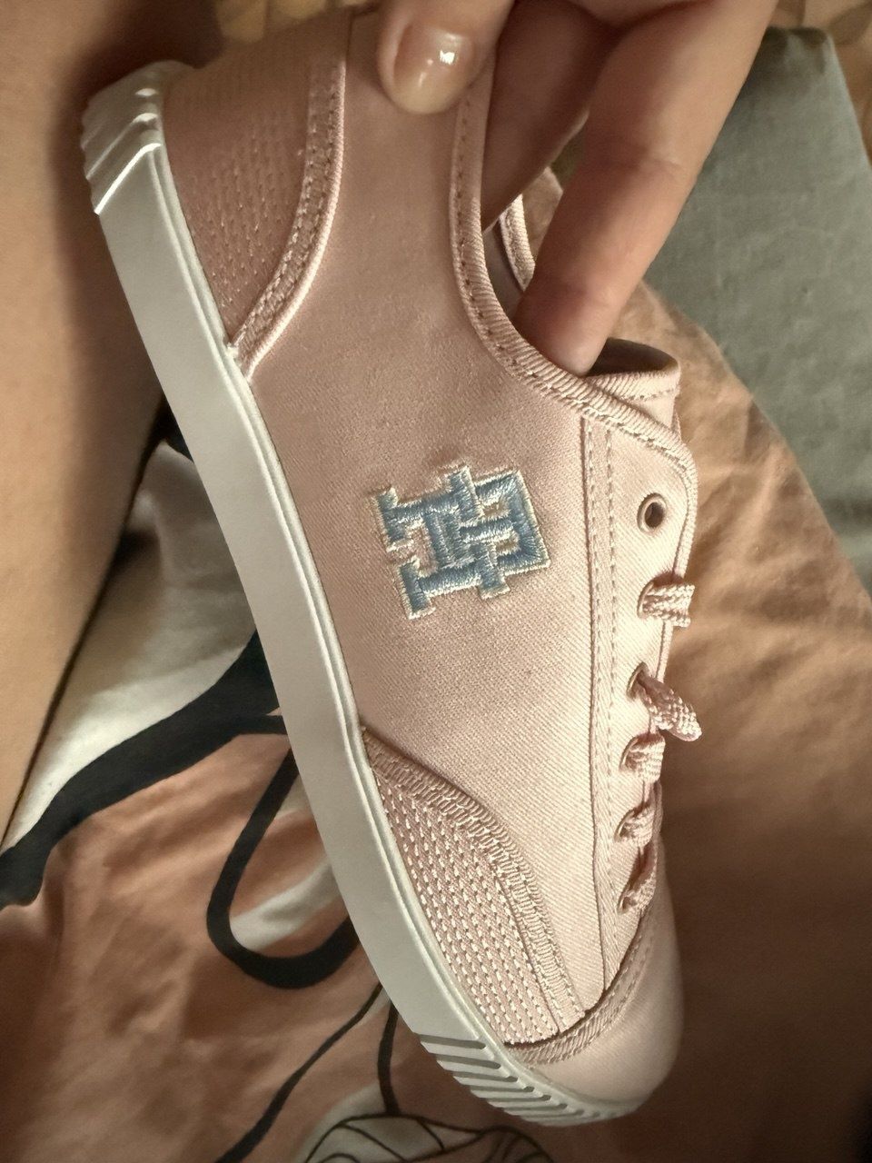 Кеди Tommy Hilfiger 36 розміру