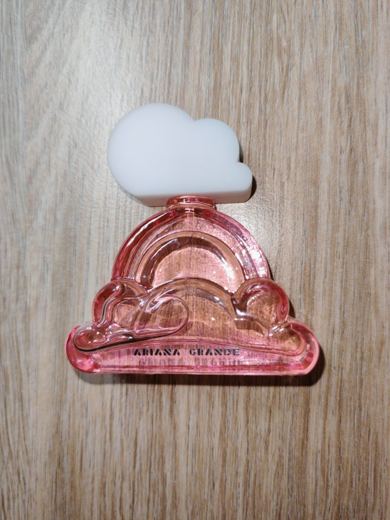 Mini perfumy zapach Ariana Grande Cloud Pink miniaturka Douglas 7,5ml