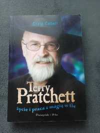 Terry Pratchett, życie i praca z magią w tle