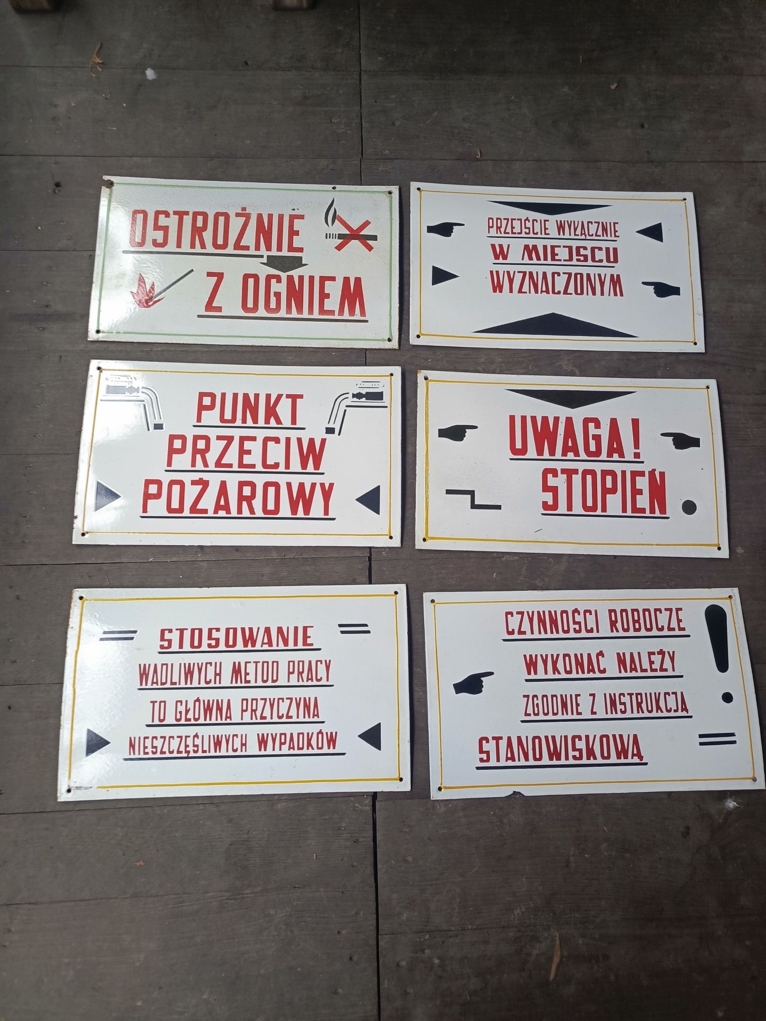 Stare emaliowane tablice PRL