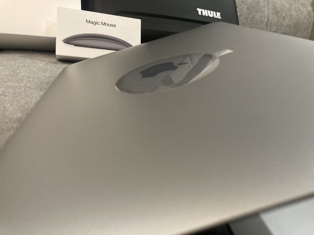 MacBook Air 13" ® 2020