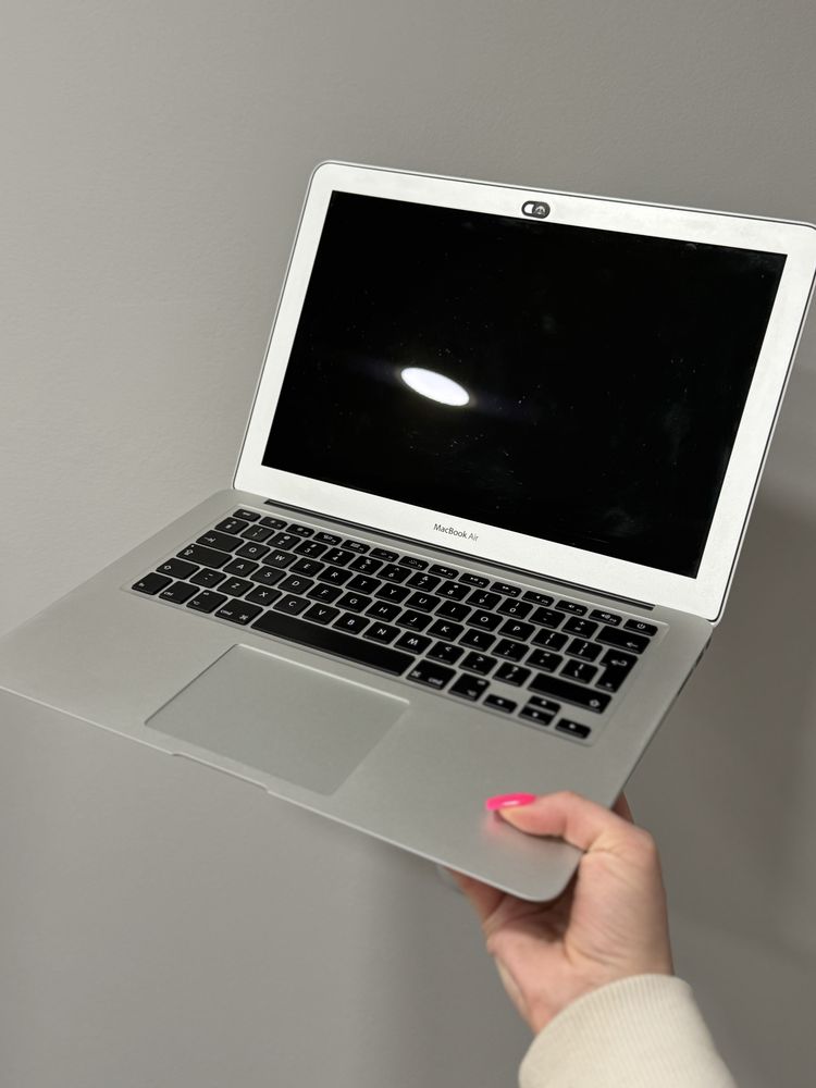 Laptop MacBook Air 13”