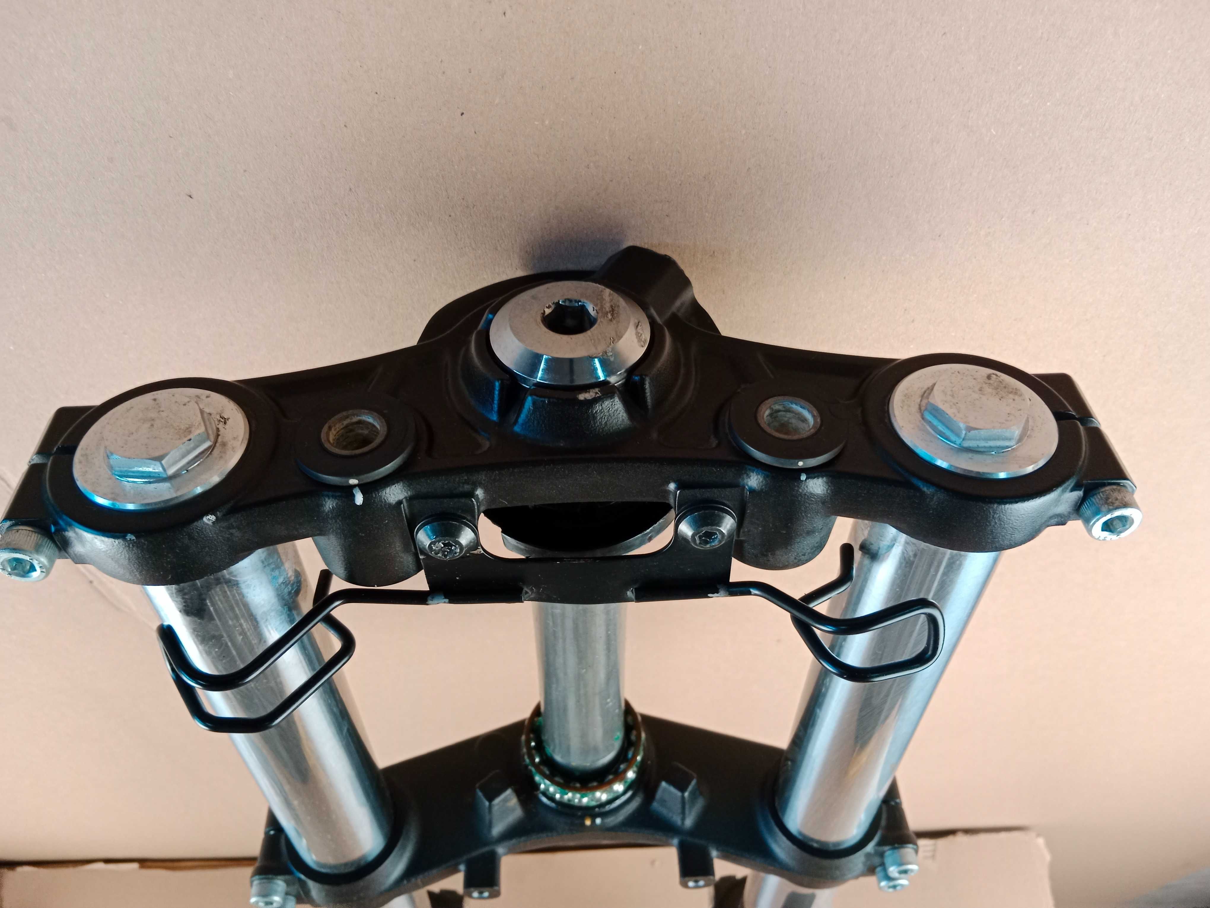 Kawasaki Ninja 650 Zawieszenie Przód Lagi Laga Prawa Lewa Półki Półka