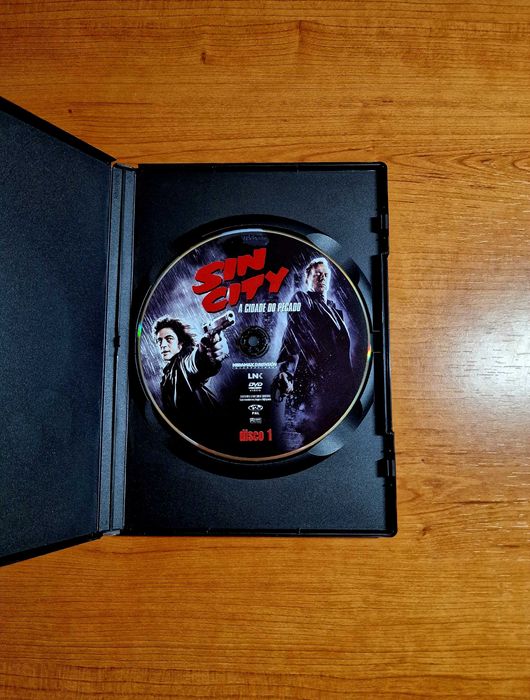 SIN CITY A Cidade do Pecado(Robert Rodriguez/Miller/Quentin Tarantino)