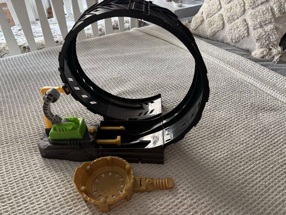 Hot Wheels Monster Trucks Epicka Pętla Kaskaderska