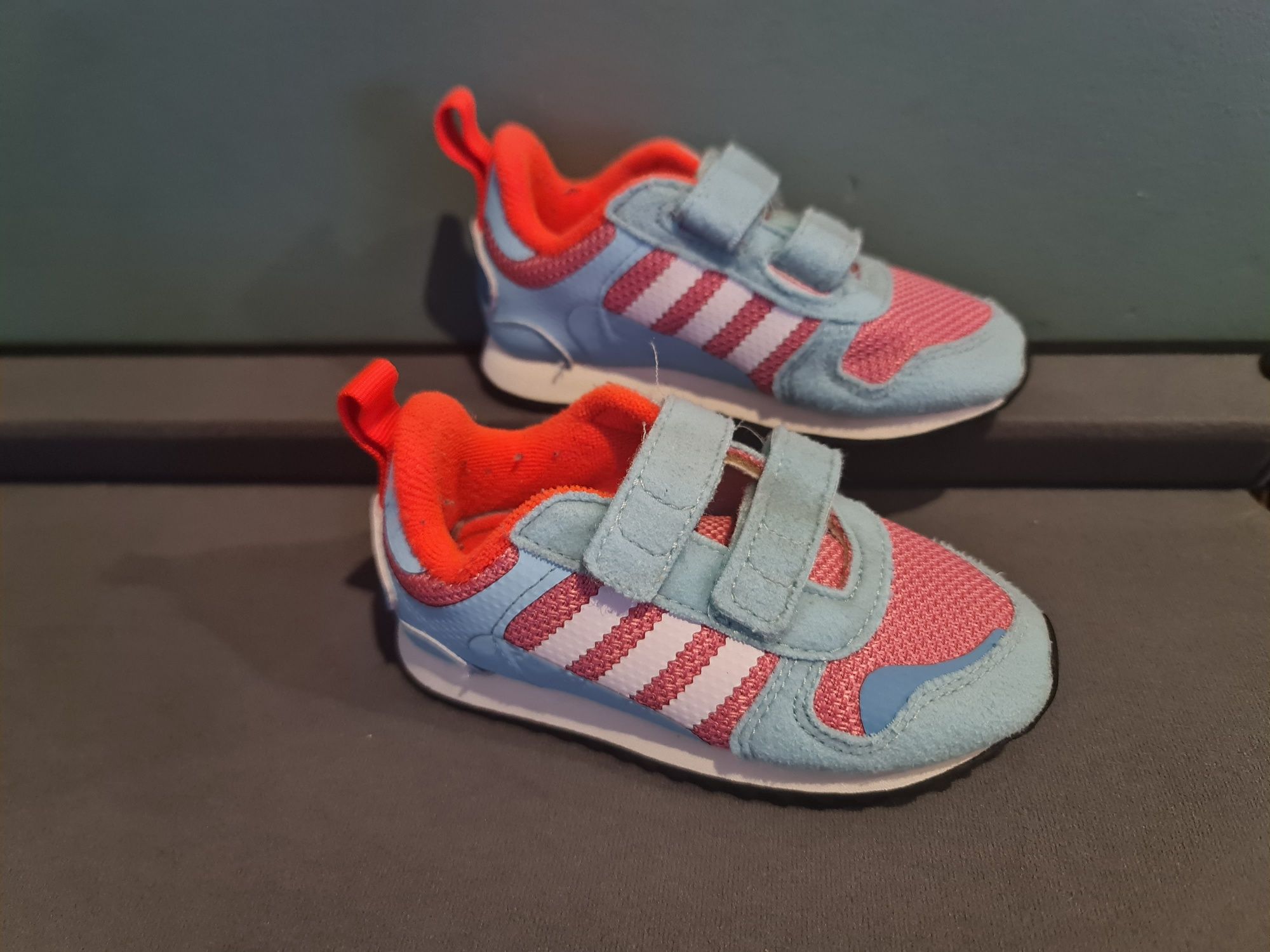 Adidas ZX menina 23