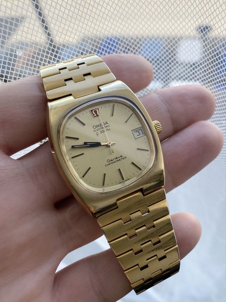 Omega Geneve Chronometer Kamerton