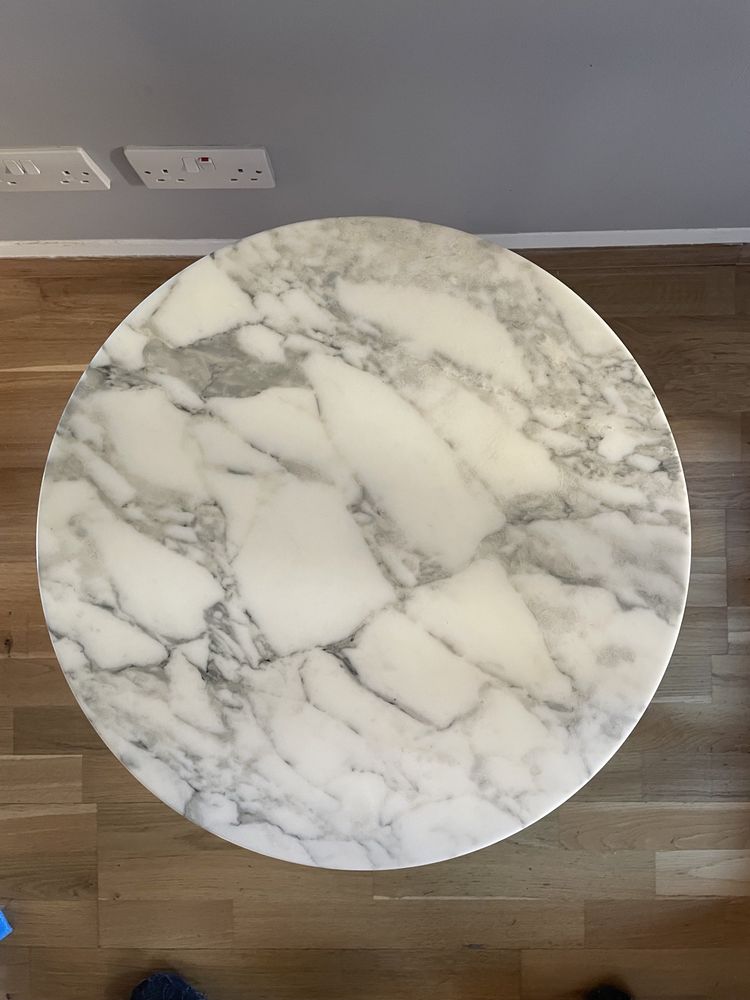 Knoll Eero Saarinen Tulip Table - para (2 szt)