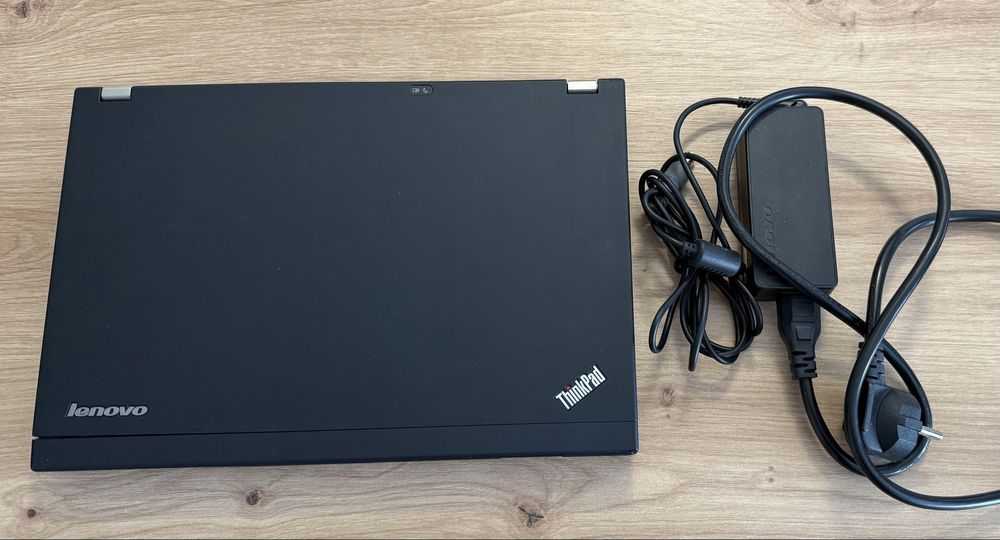 Lenovo ThinkPad X220i i3 6GB SSD laptop