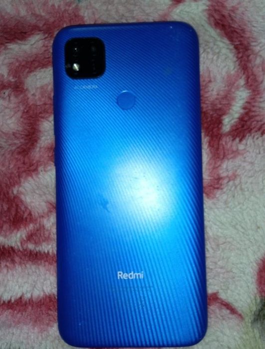 Срочно продам телефон redmi 9C