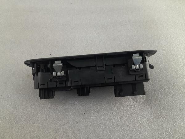 Comando / botão / interruptor vidros frente esquerdo PEUGEOT 308 SW II