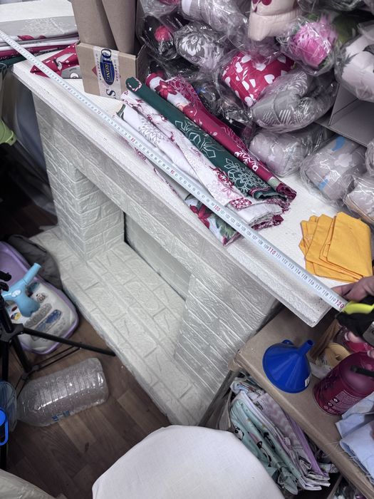 Камін декоративний білий