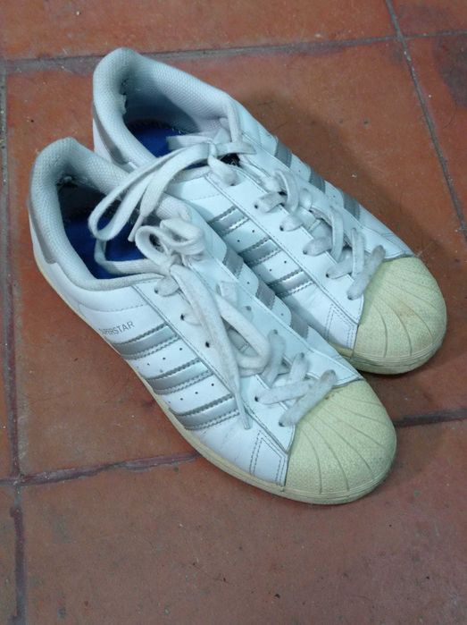 Sapatos de senhora - vários tipos