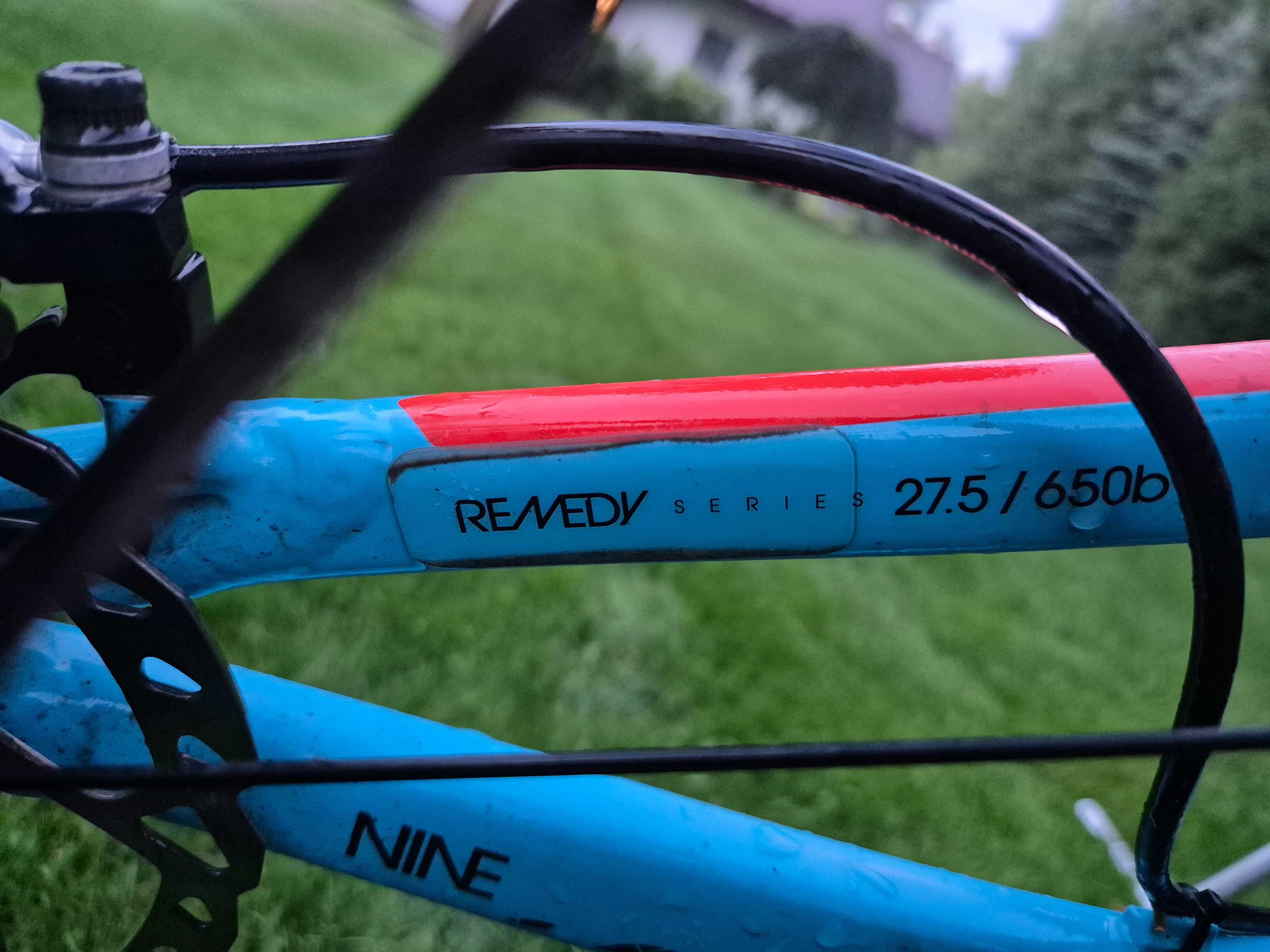 TREK Remedy 9 FOX