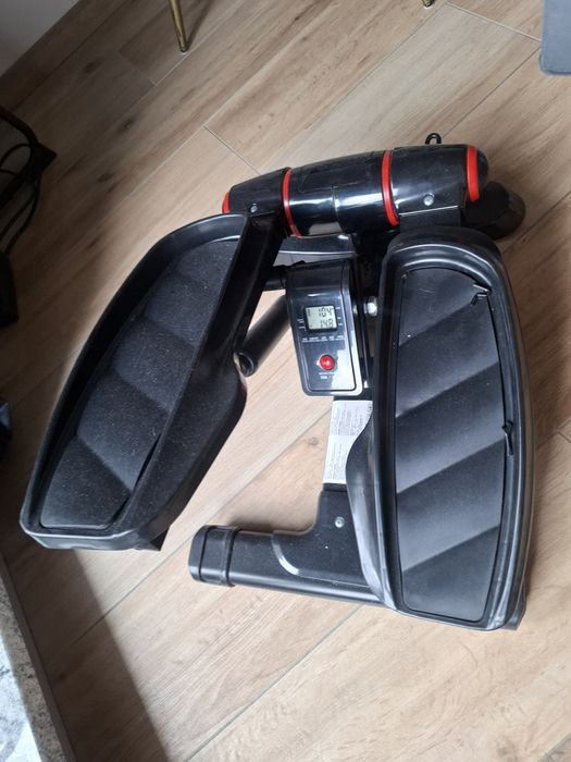 Sprzedam nowy stepper z linkami i wyświetlaczem
