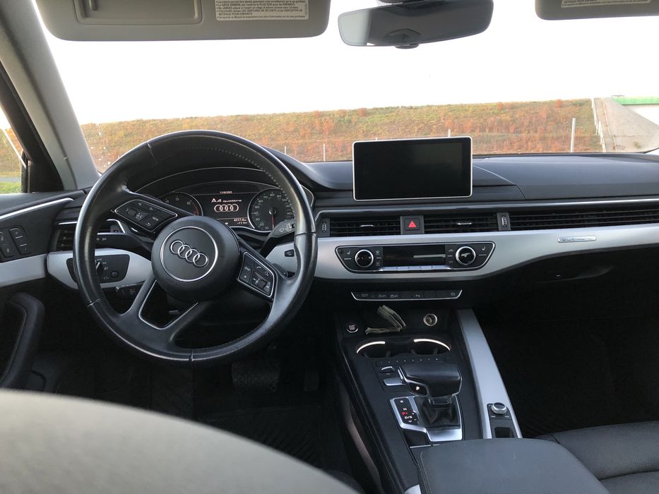 Audi a4b9 Premium 2.0tfsi 252km