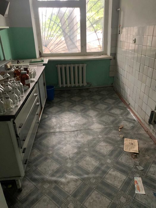 Дніпро, вул. Літня, 3 (490,2+161,0 кв.м/170$m2 )