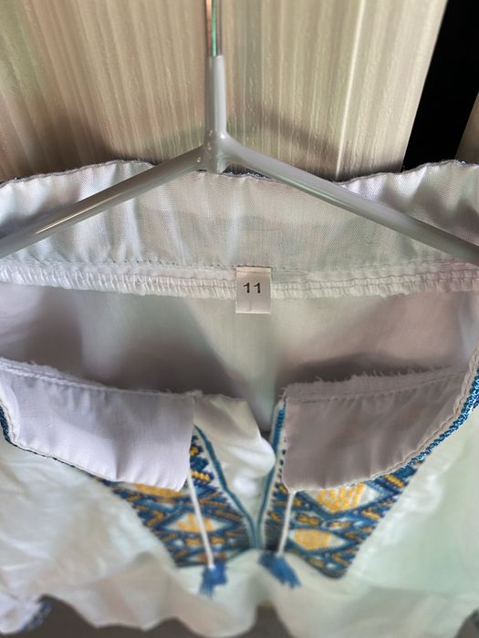 Вишиванка з тризубом 10-11 років