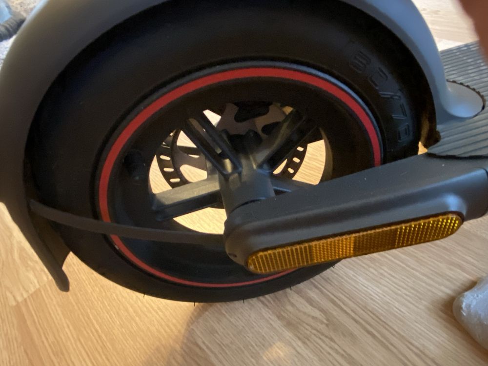 Електросамокат Xiaomi Electric Scooter 4 Pro