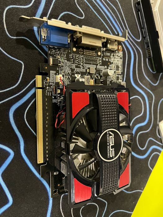 Placa de vídeo GT 740 2GB VRAM ASUS Edition