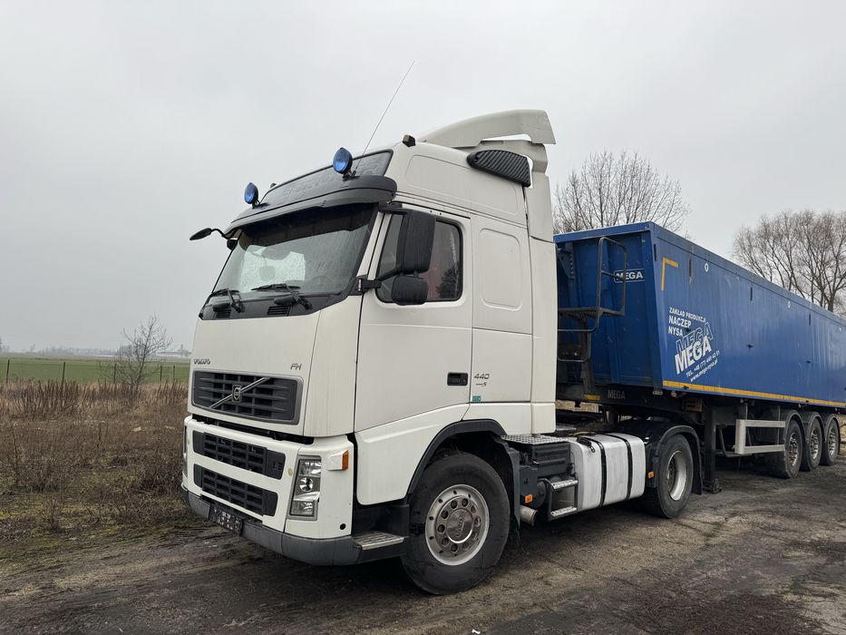 Ciągnik siodlowy Volvo Fh12