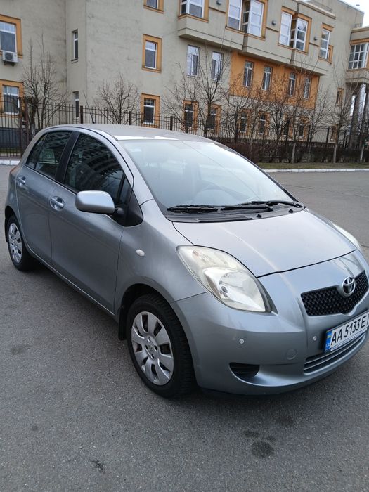 Продаж авто Toyota Yaris 2007