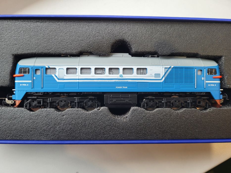 Модель тепловоза М62,аналог Piko,Roco