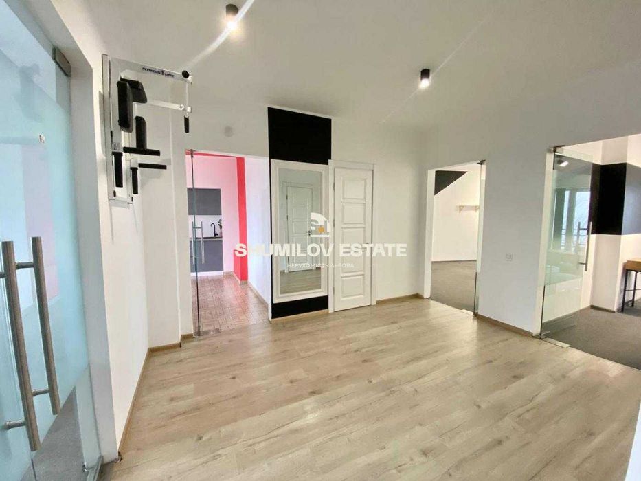 Стильний офіс у новому БЦ в самому центрі міста