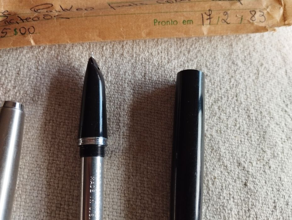 Caneta Parker preta